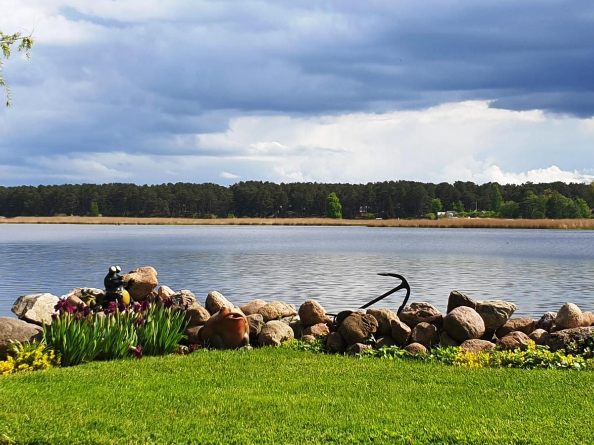 Guest House And Camping Jūrkalne Exteriör bild