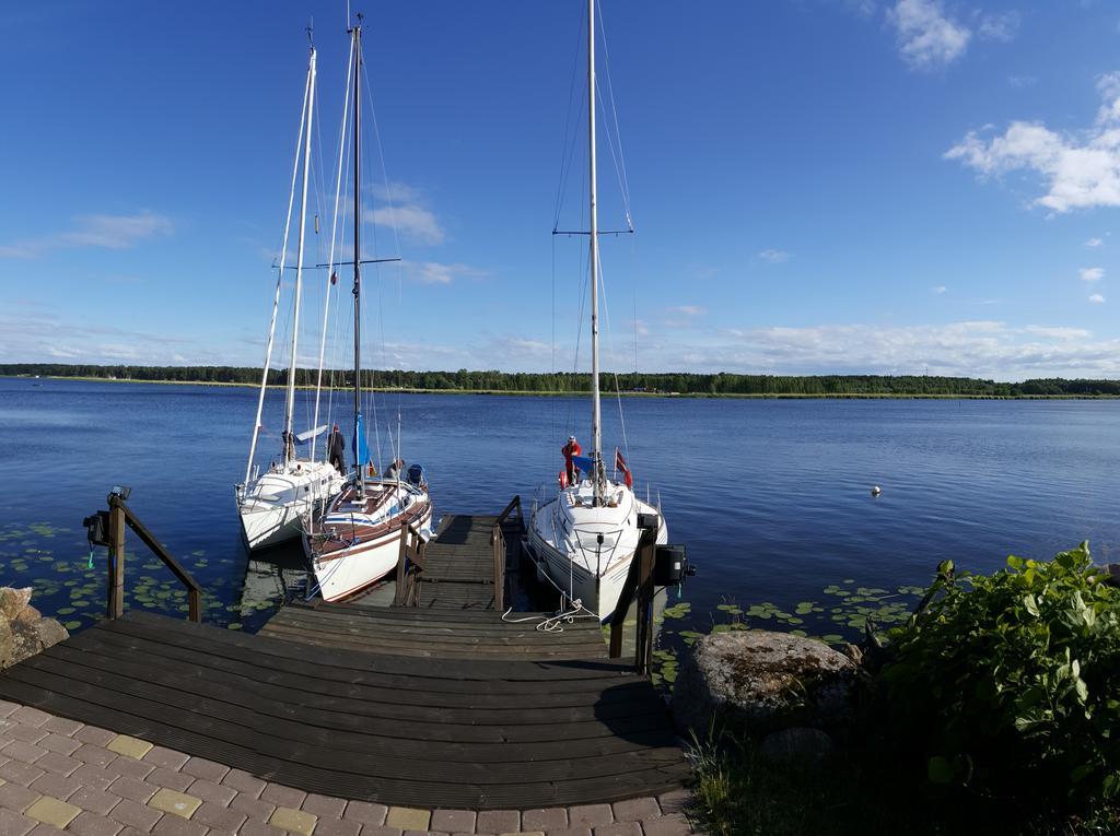 Guest House And Camping Jūrkalne Exteriör bild