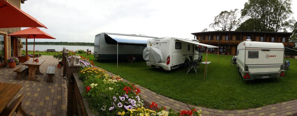 Guest House And Camping Jūrkalne Exteriör bild